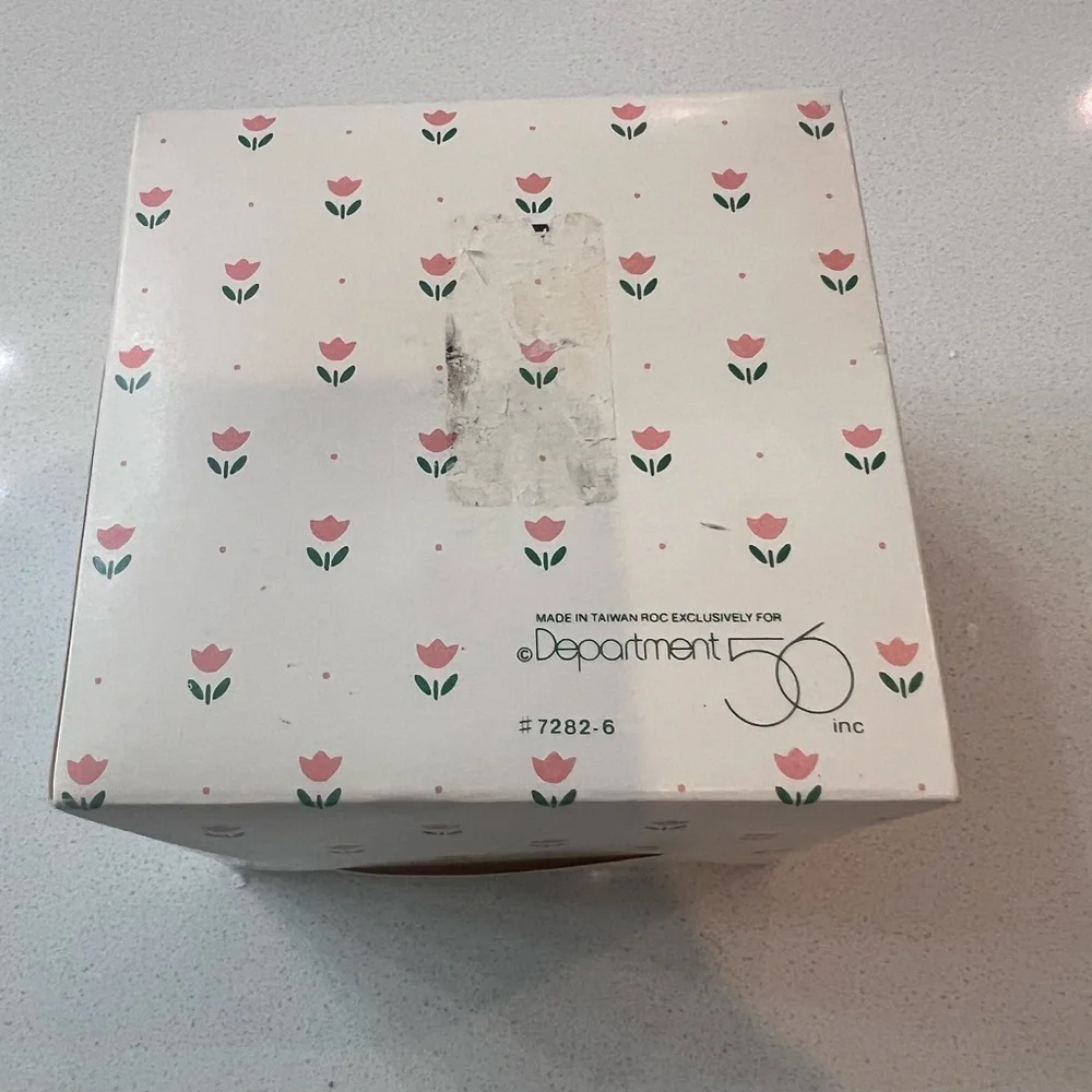 Vtg Dept 56 Snowbunnies A Tisket A Tasked 2602-6 In Original‎ Box